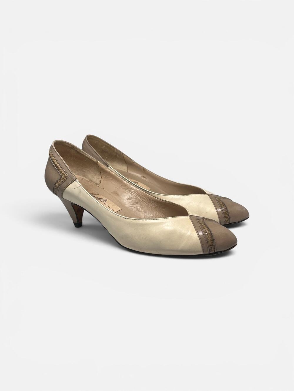 Amalfi Italian Leather Cream and Tan Pumps with Snakeskin Design Size 6.5